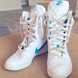 Nike legend S/S ultra high top!! size 9.5 very hard to find
